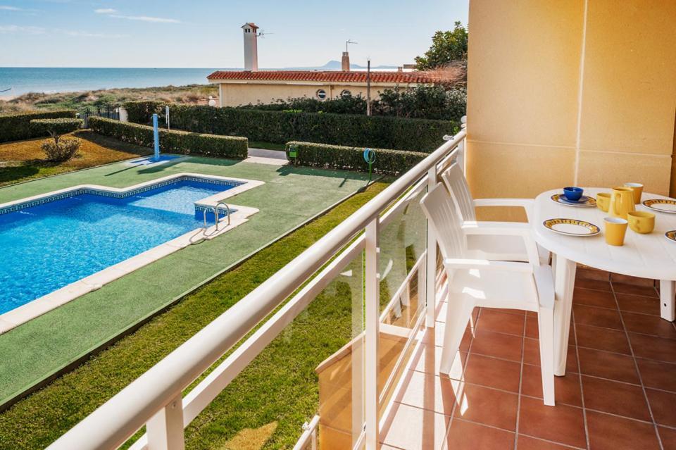 Apartamento Nat En Primera Linea De Playa Playa De Xeraco Εξωτερικό φωτογραφία