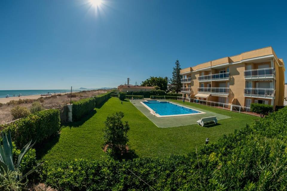 Apartamento Nat En Primera Linea De Playa Playa De Xeraco Εξωτερικό φωτογραφία